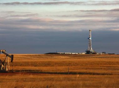 《探矿权采矿权转让管理办法》2014年修订