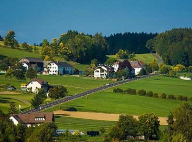 农业农村部 国家乡村振兴局关于开展2022年“百县千乡万村”乡村振兴示范创建的通知（农规发〔2022〕23号）