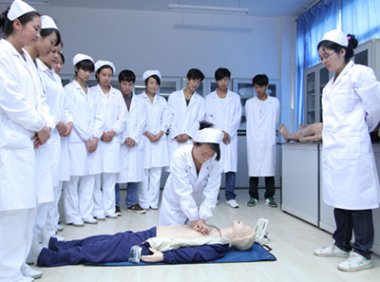 《护理中心管理规范（试行）》国卫医发〔2017〕51 号