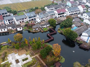 住房和城乡建设部等11部门关于印发农房质量安全提升工程专项推进方案的通知(建村〔2022〕81号)