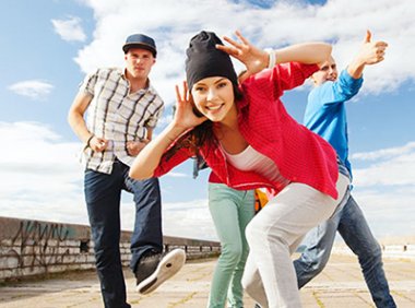 两部门关于开展2023纺织服装优供给促升级活动的通知（工信厅联消费函〔2023〕87号）